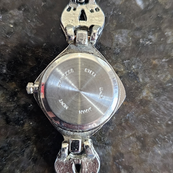 VINTAGE Aviva collection ladies watch - Picture 4 of 5